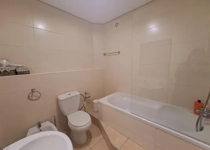 Private At Fatima's بيت شباب بورتو