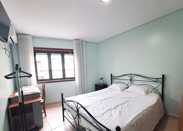 Hostel Private At Fatima's Porto